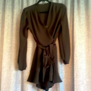 Great black romper size medium